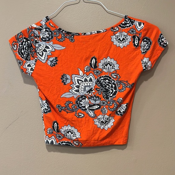 Garage Crop top - Picture 3 of 5